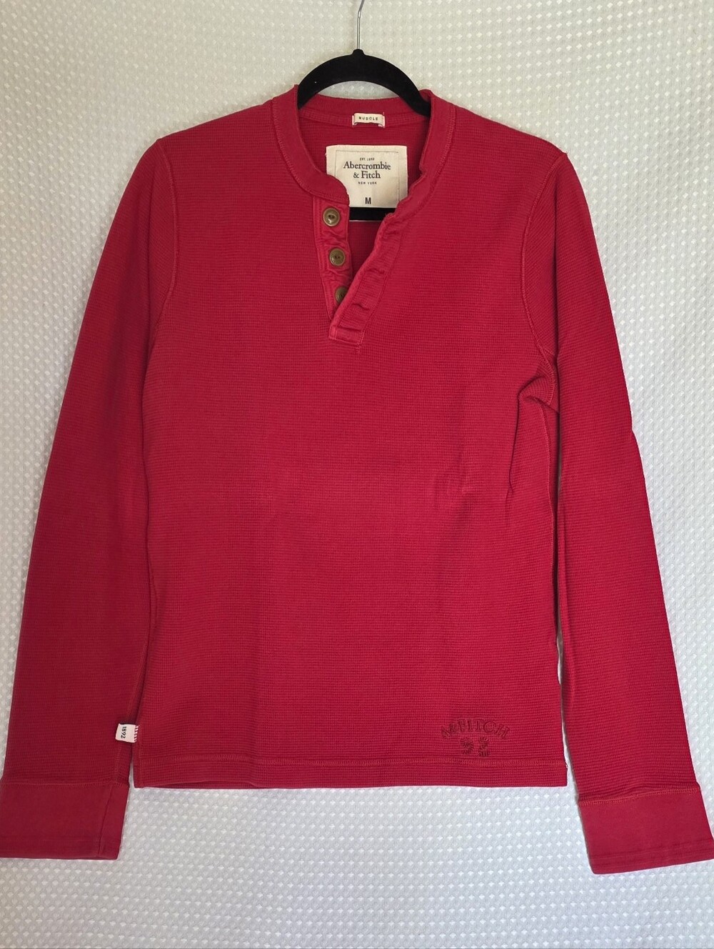 Abercrombie & Fitch Men's Bright Red Henley Crewneck Muscle Shirt